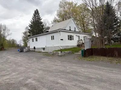 5535 Mitch Owens Road N, Blossom Park - Airport And Area, On K1x 1c2