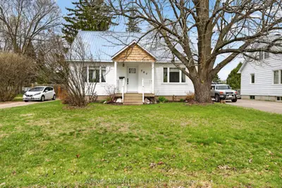 587 Roy Street W, Laurentian Valley, On K8a 6r6