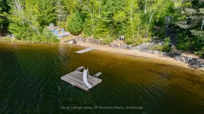 1020 Birch Glen Maple Cottage Week 5 Road, Lake Of Bays, On P0b 1a0