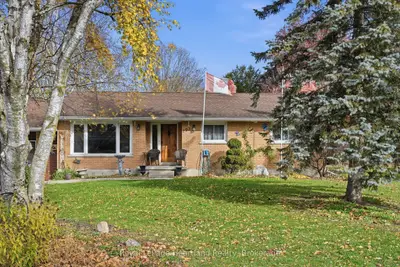 292 Wellington Street, North Huron, On N0m 1h0