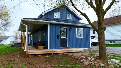 32 E Georgian Street, Kawartha Lakes, On K9v 2e6