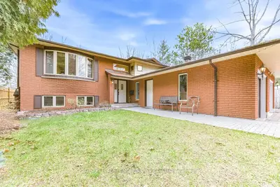 1411 Victoria Street, Petawawa, On K8h 3k4