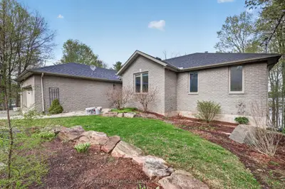 4194c Hiawatha Lane, Frontenac, On K0h 1h0