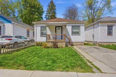 31 Blackfriars Street, London North, On N6h 1k5