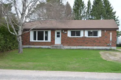 412 Sweezy Street W, Powassan, On P0h 2l0