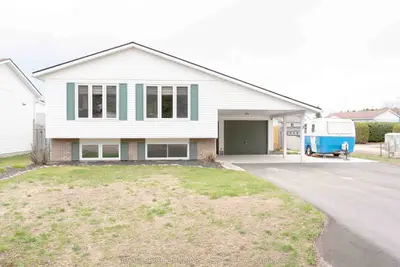 9 Dutch Drive, Petawawa, On K8h 3m2