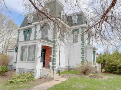247 Victoria Street, Pembroke, On K8a 4k5