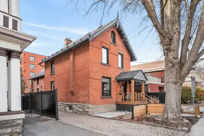 349 Frank Street, Ottawa Centre, On K2p 0x9