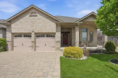 2080 Beaverbrook Avenue 2, London North, On N6h 0c3