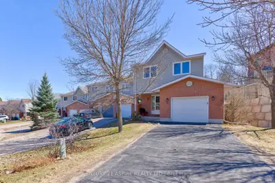 30 Vermont Meadow, Petawawa, On, K8h 3n4