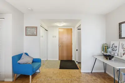 2760 Carousel Crescent 1208, Blossom Park - Airport And Area, On K1t 2n4