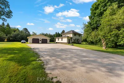 2427 Lochwinnoch Road, Horton, On K7v 3z4