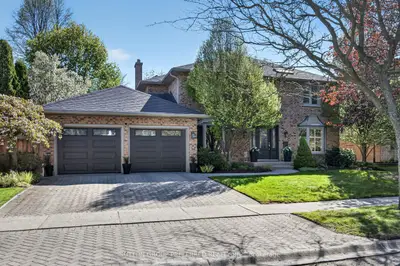 372 Grangeover Avenue, London North, On N6g 4k5