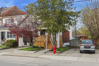 205 Locke Street N, Hamilton, On L8r 3b1