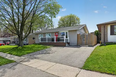 992 Alice Street, Woodstock, On N4s 8a9