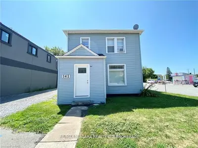 142 Main Street W Rear Unit, Port Colborne, On L3k 3v2