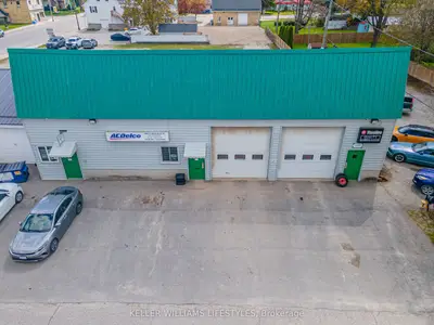 163 Ailsa Craig Main Street, North Middlesex, On N0m 1a0