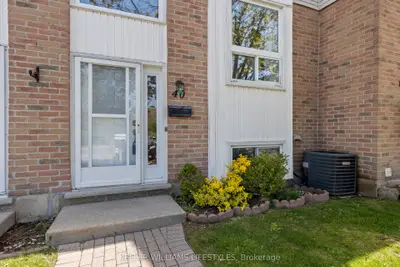 110 Deveron Crescent 40, London South, On N5z 4w7