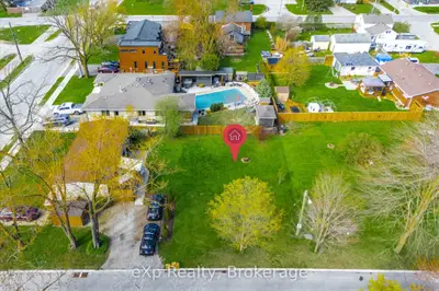 34 High Street, Centre Wellington, On N0b 1s0