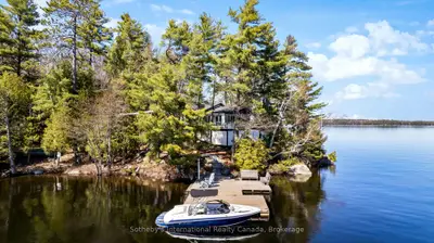 29 Beachgrove Island 33lm, Gravenhurst, On P1p 1r2