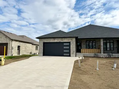 373 Rosner Drive, Saugeen Shores, On N0h 2c8