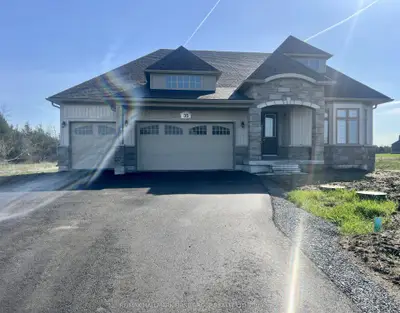 35 East Vista Terrace, Quinte West, On K0k 1l0