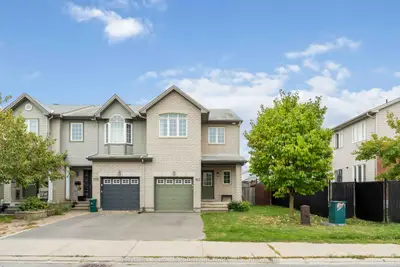 153 Lokoya Street, Kanata, On K2s 0j5