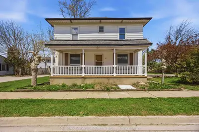 8 Watt Street, Lambton Shores, On N0n 1j0