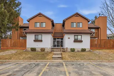 56 Victoria Street S 21, Blue Mountains, On N0h 2p0