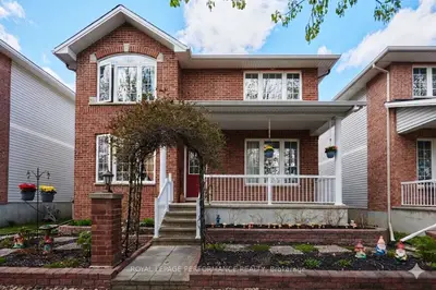317 Parkin Circle, Blossom Park - Airport And Area, On K1t 4g6