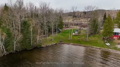2 CEDAR Lane, Bonfield, ON P0H 1E0