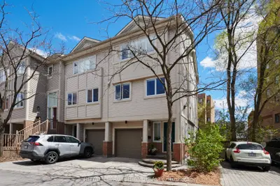 15 Schoolhouse Private, New Edinburgh - Lindenlea, On K1m 2j5