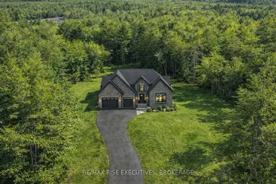 B1 Hetu Road, Front Of Leeds & Seeleys Bay, On K7g 2v3