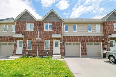 329 Chaffey Street, Welland, On L3b 2y7