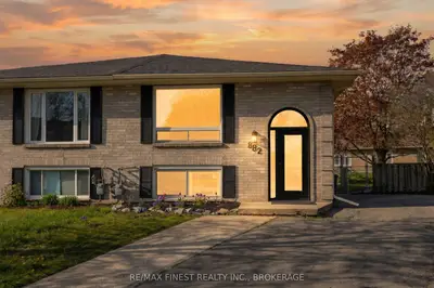 882 Beaconhill Court, Kingston, On K7p 2a9