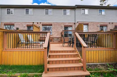 8 Lakelawn Road 11, Grimsby, On L3m 0g1