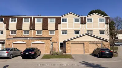 11 Harrisford Street 43, Hamilton, On L8k 6l7
