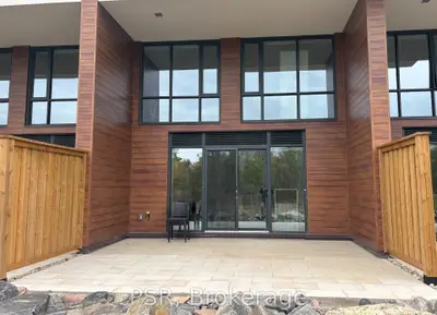 100 Carrick Trail 108, Gravenhurst, On P1p 0j5