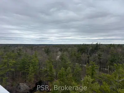 100 Carrick Trail 612, Gravenhurst, On P1p 0j5