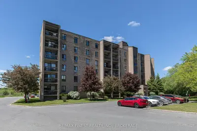 358 Queen Mary Road 605, Kingston, On K7m 7e8