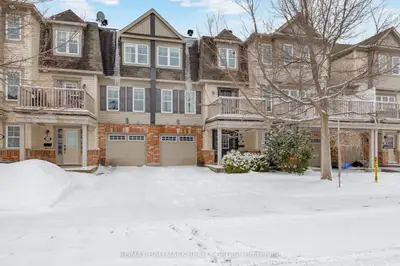257 Aquilo Crescent, Stittsville - Munster - Richmond, On K2s 0l9