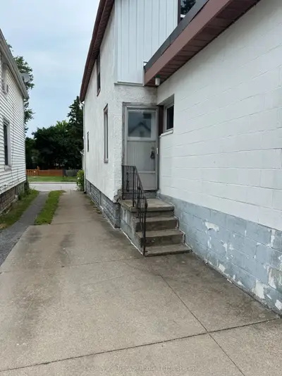 4688 Ryerson Crescent, Niagara Falls, On L2e 1e5