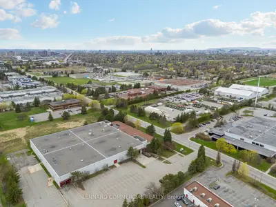 2355 St. Laurent Boulevard, Hunt Club - South Keys And Area, On K1g 4l2