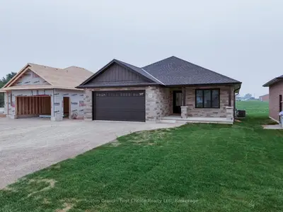 12 Nelson Street, West Perth, On N0k 1n0