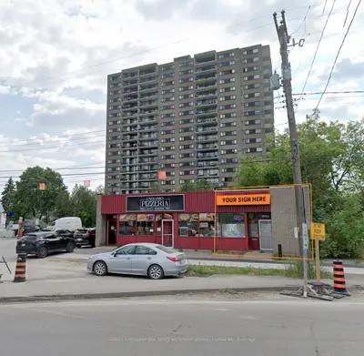 102 Mcewen Avenue C, Woodroffe, On K2b 5k7