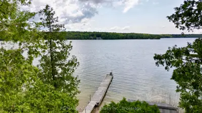 340 Barney's Boulevard, Northern Bruce Peninsula, On N0h 1z0