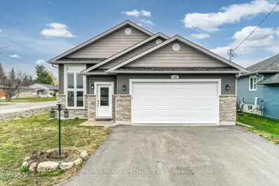 1304 Lamothe Street, Greater Sudbury, On P3a 0c6
