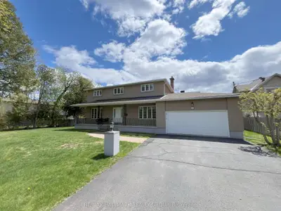 2 Inverness Avenue, Cityview - Parkwoods Hills - Rideau Shore, On K2e 6n5