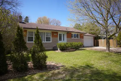 458 Market Street, Saugeen Shores, On N0h 2c2