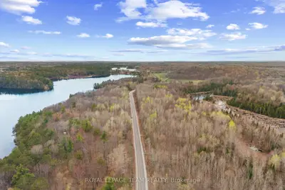 206 Olmstead-jeffrey Lake Road, Whitewater Region, On K0j 1y0